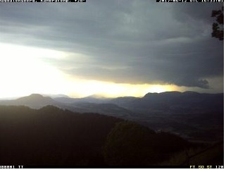 Wallcloud_carinthia.jpg